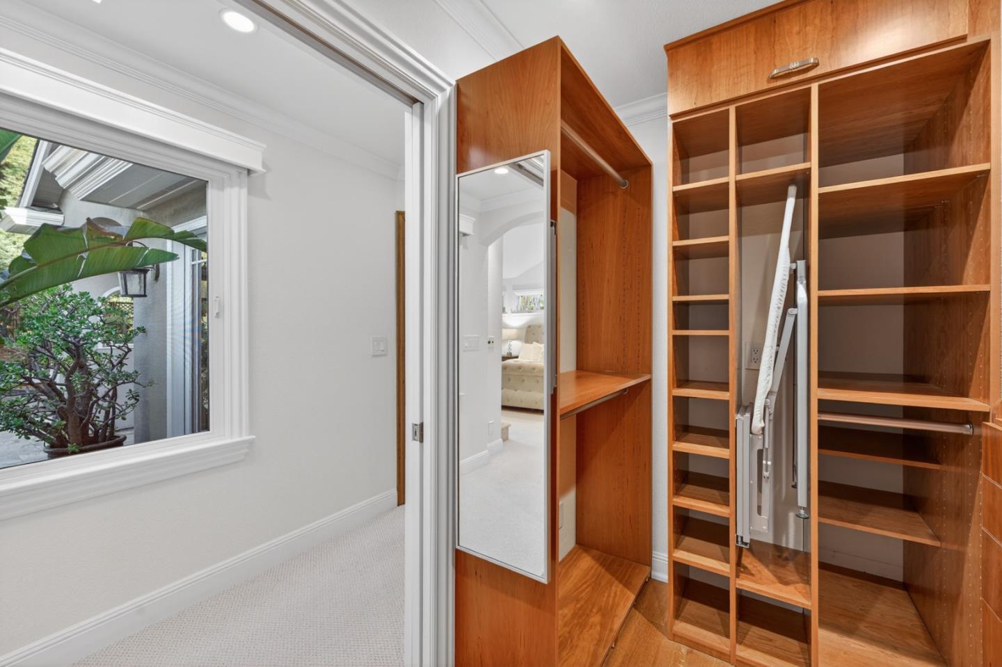 Detail Gallery Image 62 of 97 For 1487 Fallen Leaf Ln, Los Altos,  CA 94024 - 5 Beds | 4 Baths