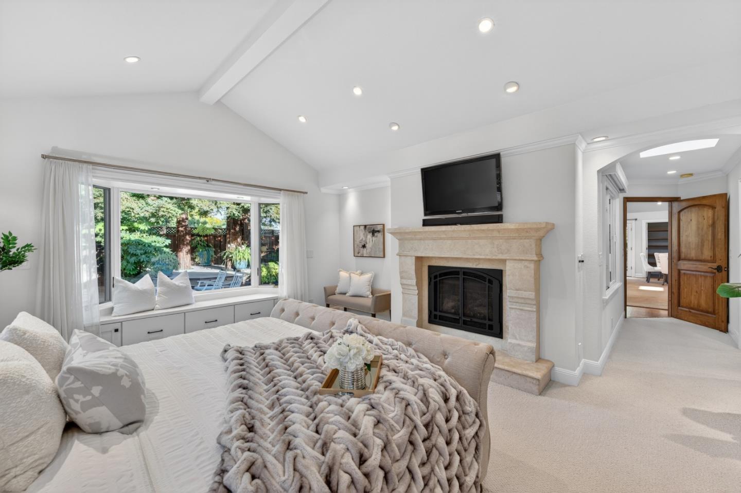 Detail Gallery Image 64 of 97 For 1487 Fallen Leaf Ln, Los Altos,  CA 94024 - 5 Beds | 4 Baths