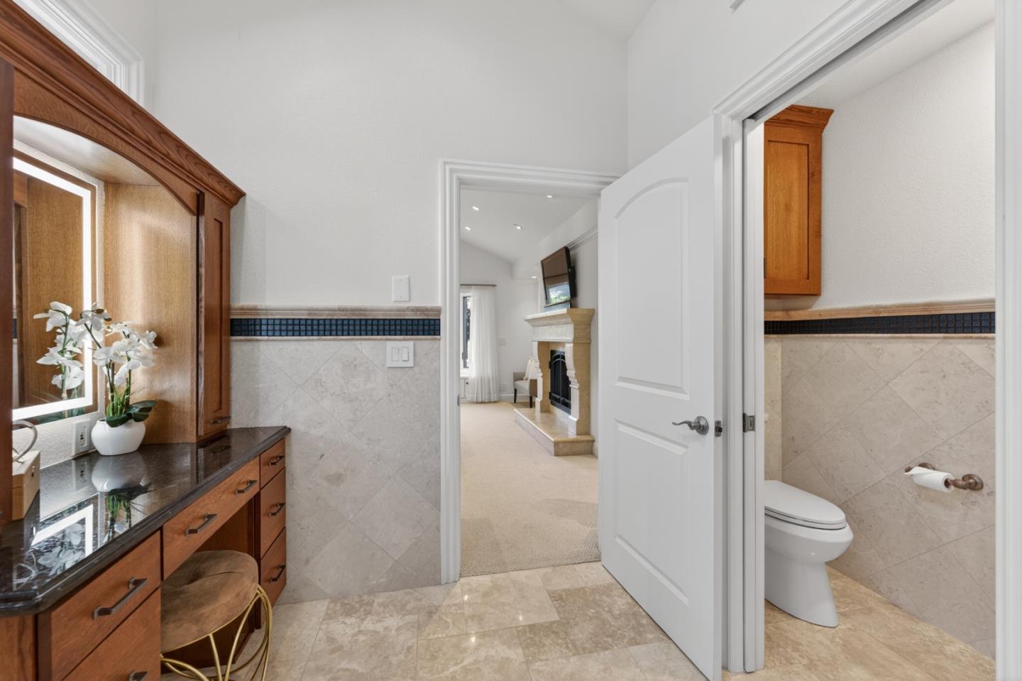 Detail Gallery Image 70 of 97 For 1487 Fallen Leaf Ln, Los Altos,  CA 94024 - 5 Beds | 4 Baths