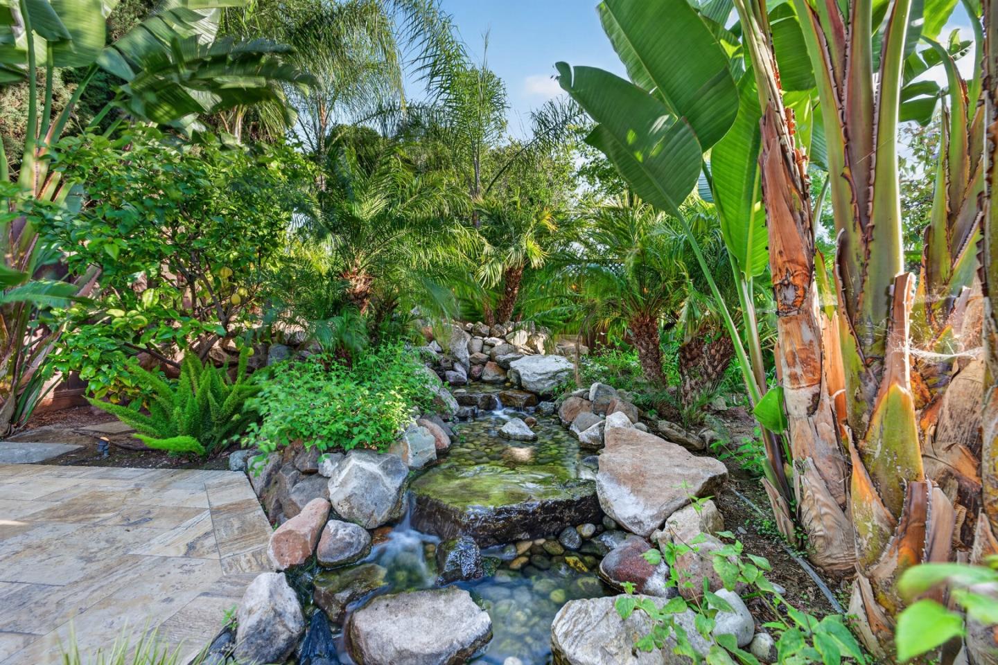 Detail Gallery Image 85 of 97 For 1487 Fallen Leaf Ln, Los Altos,  CA 94024 - 5 Beds | 4 Baths