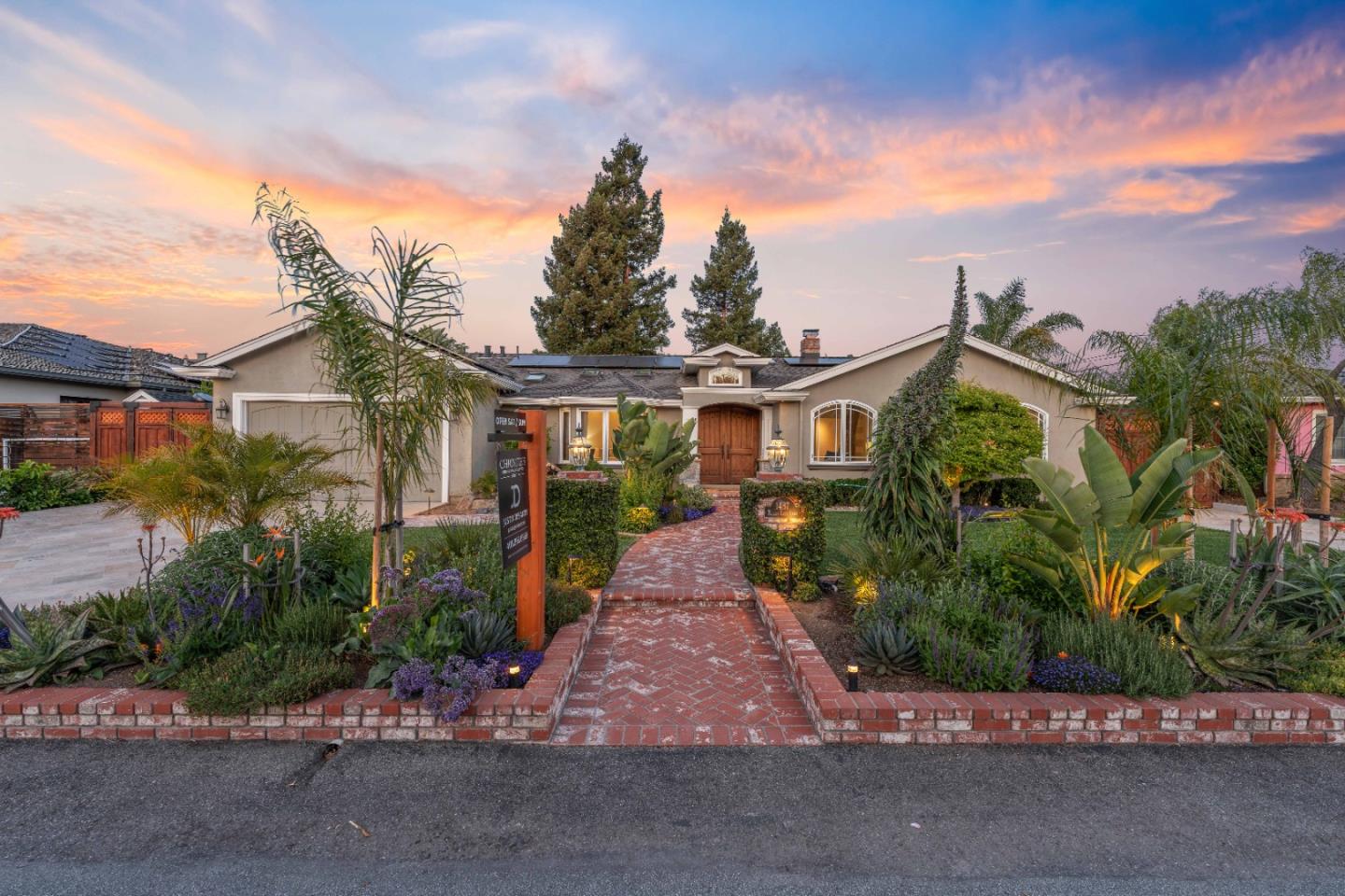 Detail Gallery Image 90 of 97 For 1487 Fallen Leaf Ln, Los Altos,  CA 94024 - 5 Beds | 4 Baths