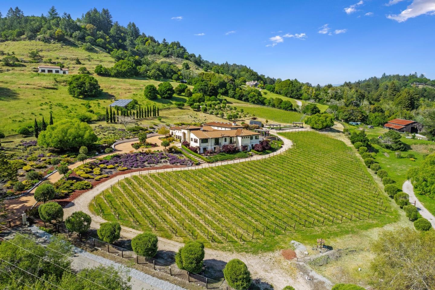 Detail Gallery Image 105 of 112 For 220 Falcon Hl, Santa Cruz,  CA 95065 - 5 Beds | 5/1 Baths