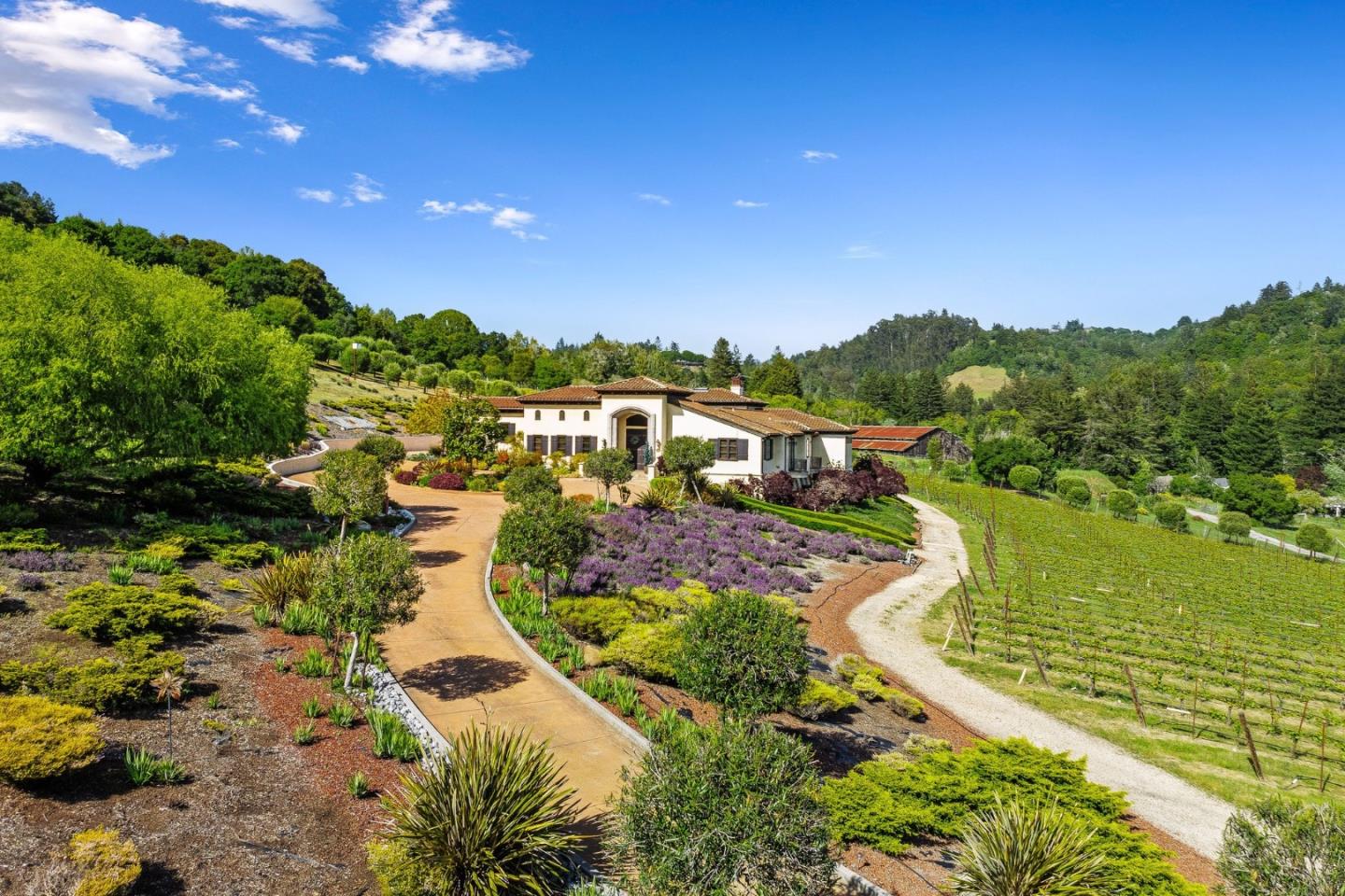 Detail Gallery Image 2 of 112 For 220 Falcon Hl, Santa Cruz,  CA 95065 - 5 Beds | 5/1 Baths