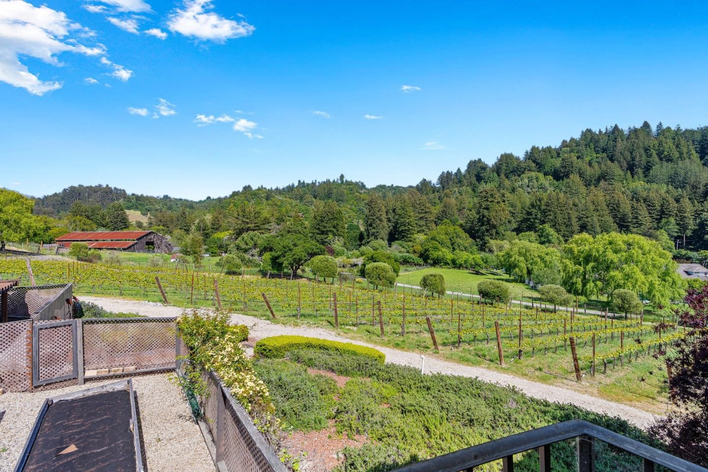 Detail Gallery Image 43 of 112 For 220 Falcon Hl, Santa Cruz,  CA 95065 - 5 Beds | 5/1 Baths