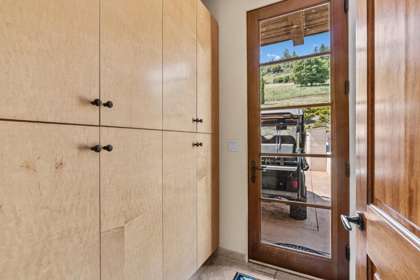 Detail Gallery Image 64 of 112 For 220 Falcon Hl, Santa Cruz,  CA 95065 - 5 Beds | 5/1 Baths