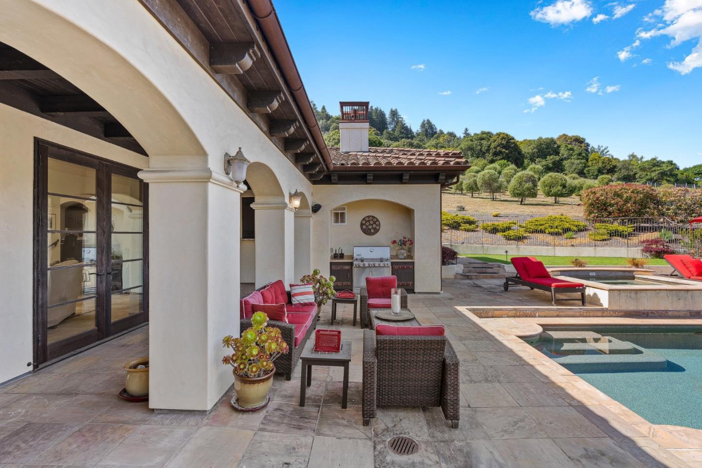 Detail Gallery Image 75 of 112 For 220 Falcon Hl, Santa Cruz,  CA 95065 - 5 Beds | 5/1 Baths