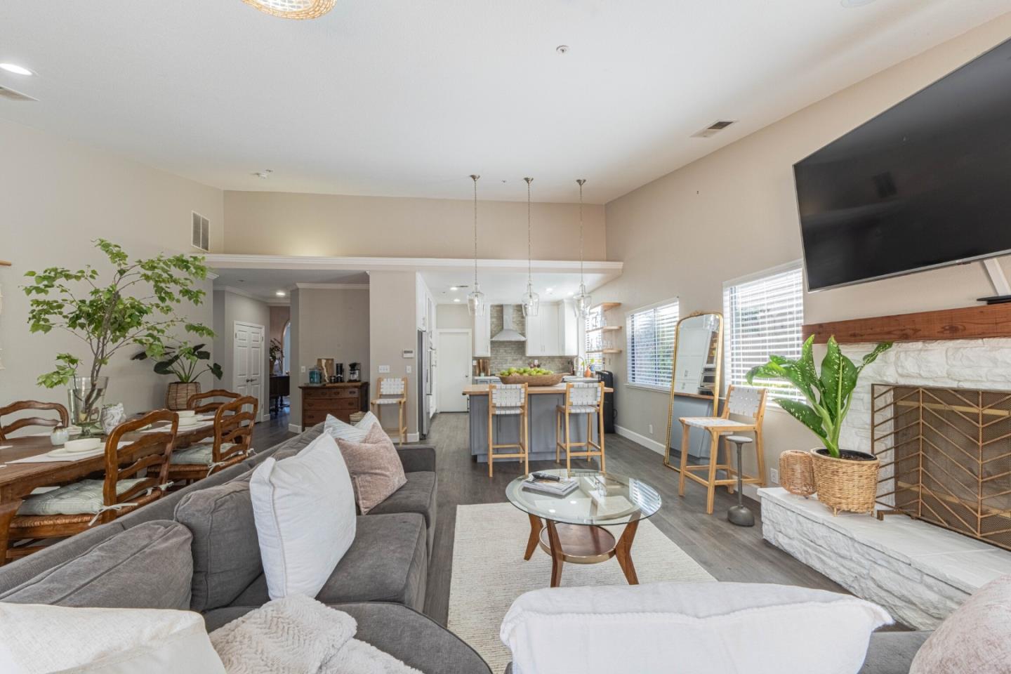 Detail Gallery Image 22 of 43 For 746 Nacional Ct, Salinas,  CA 93901 - 3 Beds | 2 Baths