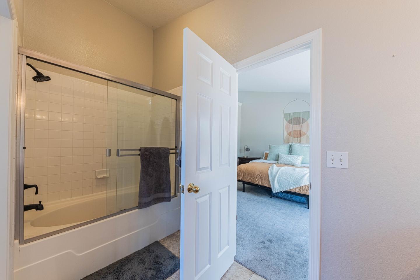 Detail Gallery Image 34 of 43 For 746 Nacional Ct, Salinas,  CA 93901 - 3 Beds | 2 Baths