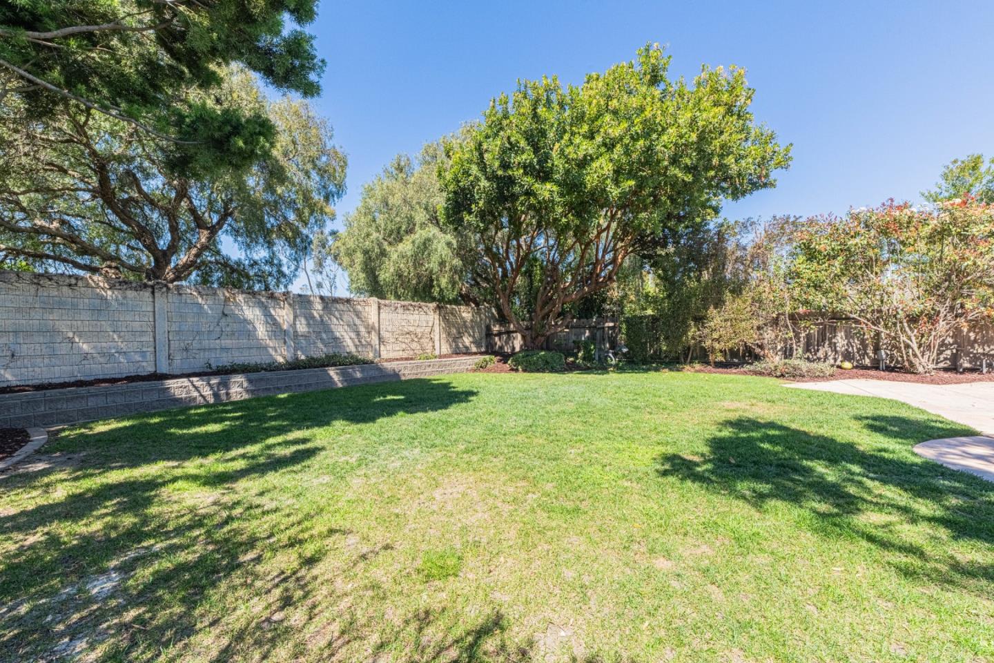 Detail Gallery Image 42 of 43 For 746 Nacional Ct, Salinas,  CA 93901 - 3 Beds | 2 Baths