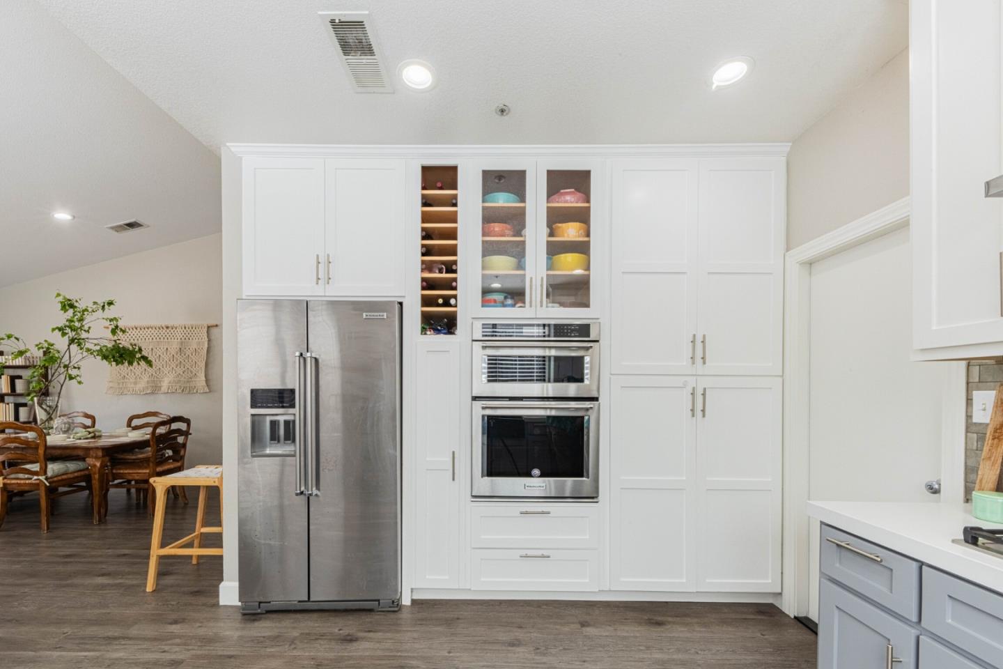 Detail Gallery Image 9 of 43 For 746 Nacional Ct, Salinas,  CA 93901 - 3 Beds | 2 Baths