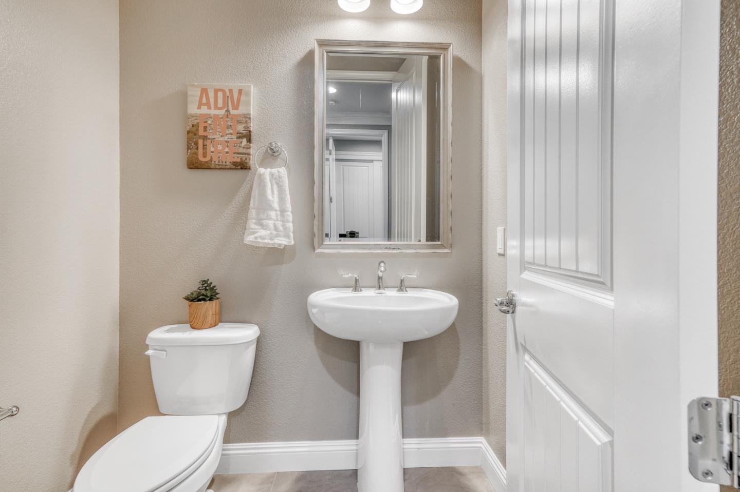 5582 Castello Court, Dublin, CA, 94568