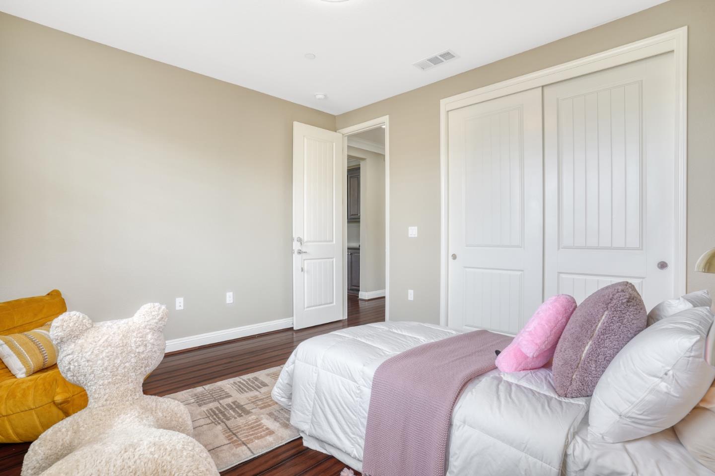 5582 Castello Court, Dublin, CA, 94568