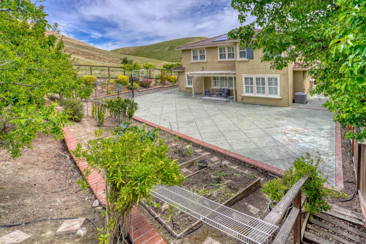 5582 Castello Court, Dublin, CA, 94568