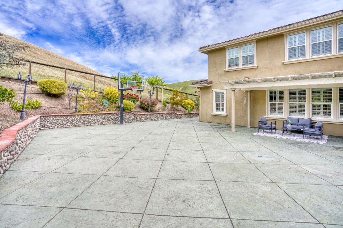 5582 Castello Court, Dublin, CA, 94568