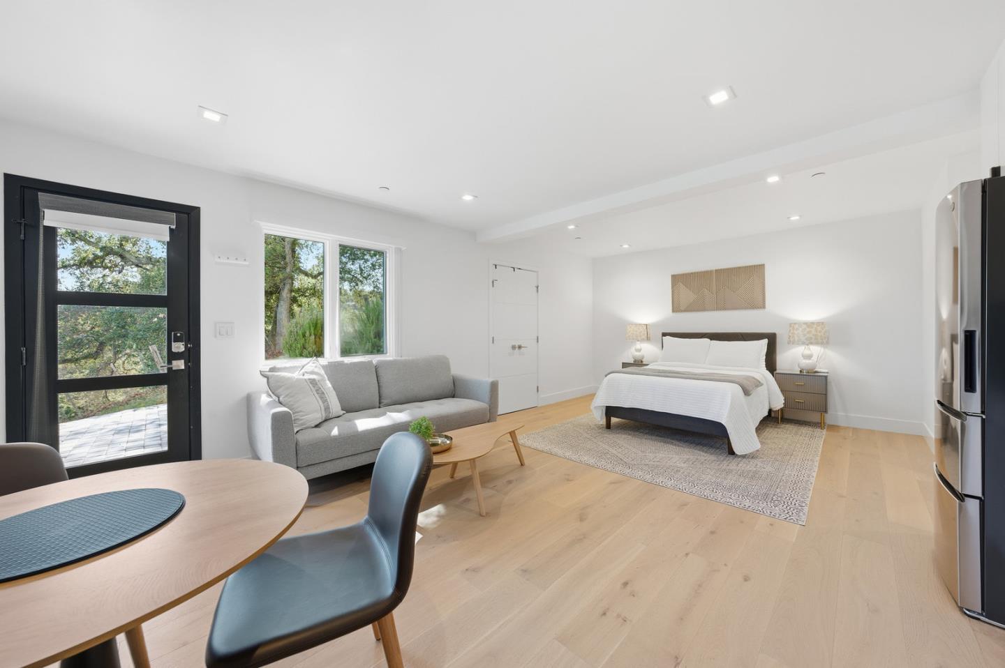 Detail Gallery Image 2 of 7 For 95 Lerida Ct #B,  Portola Valley,  CA 94028 - 1 Beds | 1 Baths