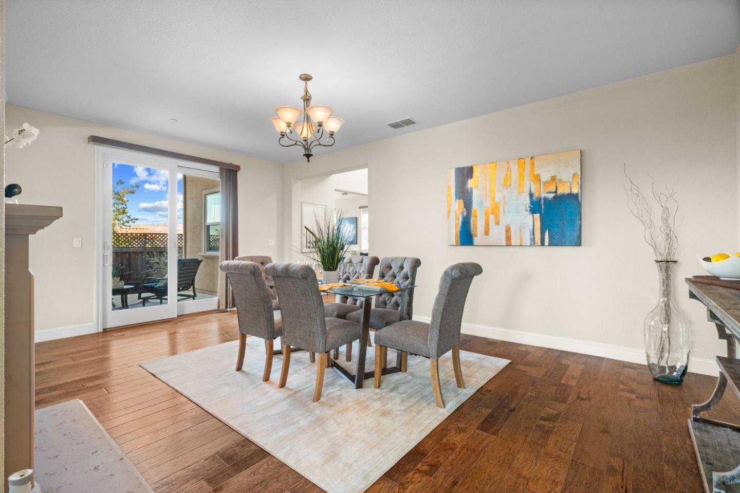 Detail Gallery Image 11 of 85 For 4063 Cadwallader Ave, San Jose,  CA 95121 - 5 Beds | 4/1 Baths