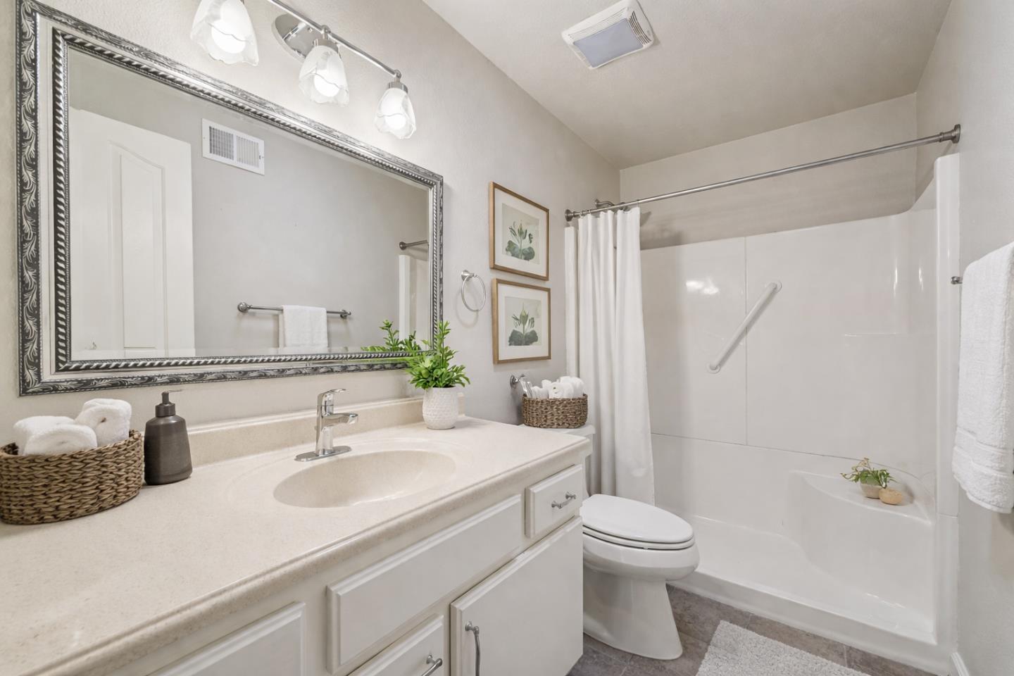 Detail Gallery Image 13 of 32 For 6620 Thames Dr, Gilroy,  CA 95020 - 4 Beds | 2 Baths