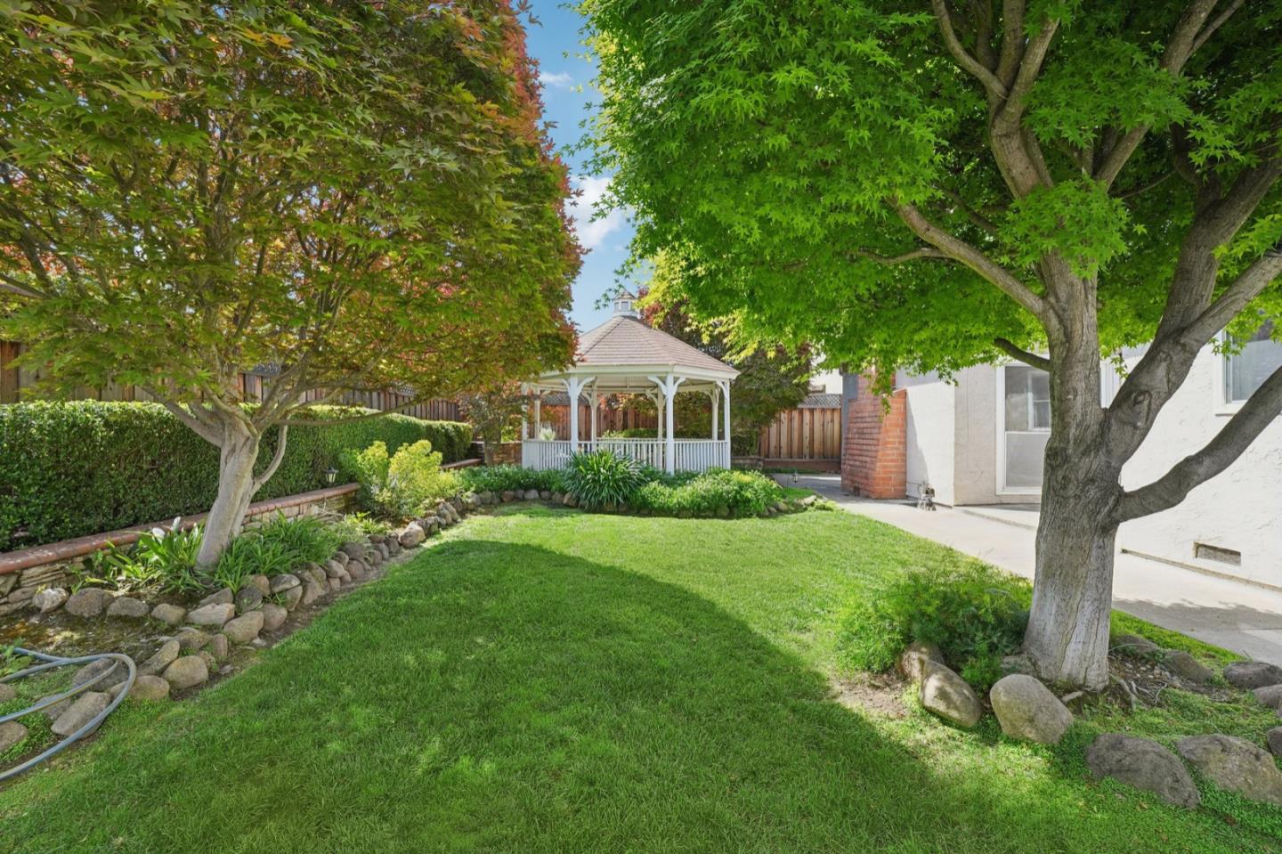 Detail Gallery Image 18 of 32 For 6620 Thames Dr, Gilroy,  CA 95020 - 4 Beds | 2 Baths