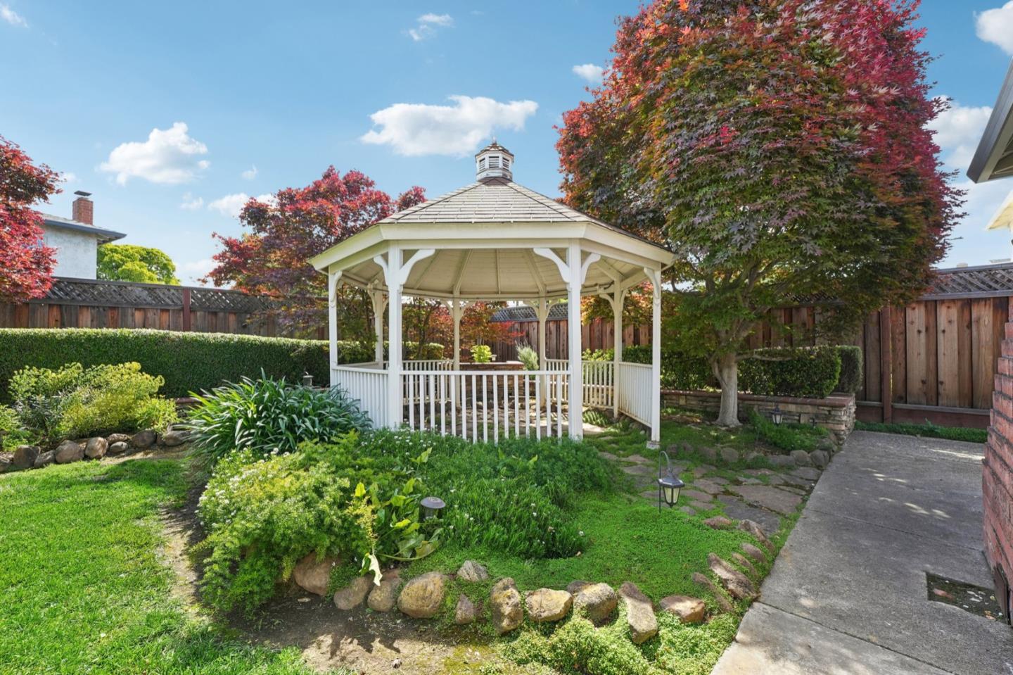 Detail Gallery Image 19 of 32 For 6620 Thames Dr, Gilroy,  CA 95020 - 4 Beds | 2 Baths