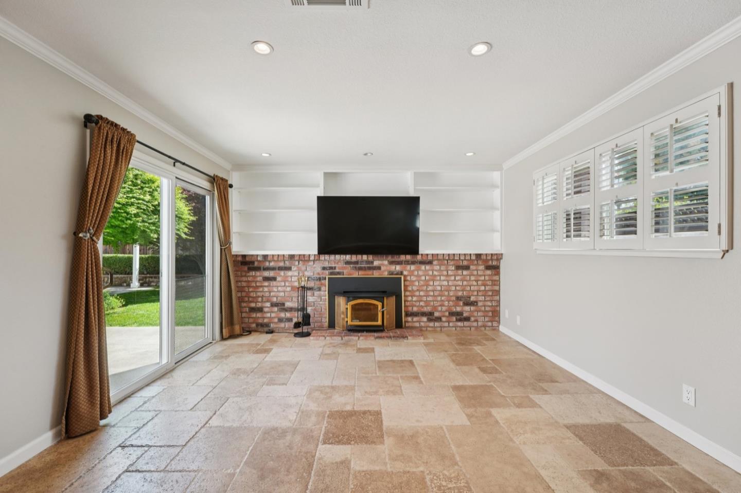 Detail Gallery Image 25 of 32 For 6620 Thames Dr, Gilroy,  CA 95020 - 4 Beds | 2 Baths