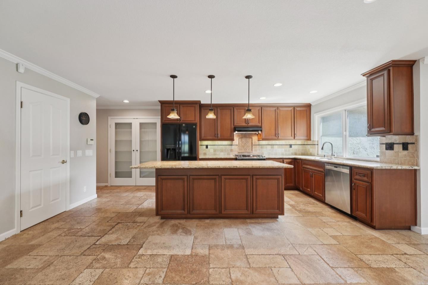 Detail Gallery Image 28 of 32 For 6620 Thames Dr, Gilroy,  CA 95020 - 4 Beds | 2 Baths