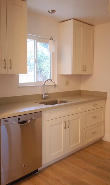 Detail Gallery Image 7 of 11 For 220 College Ave, Palo Alto,  CA 94306 - – Beds | – Baths