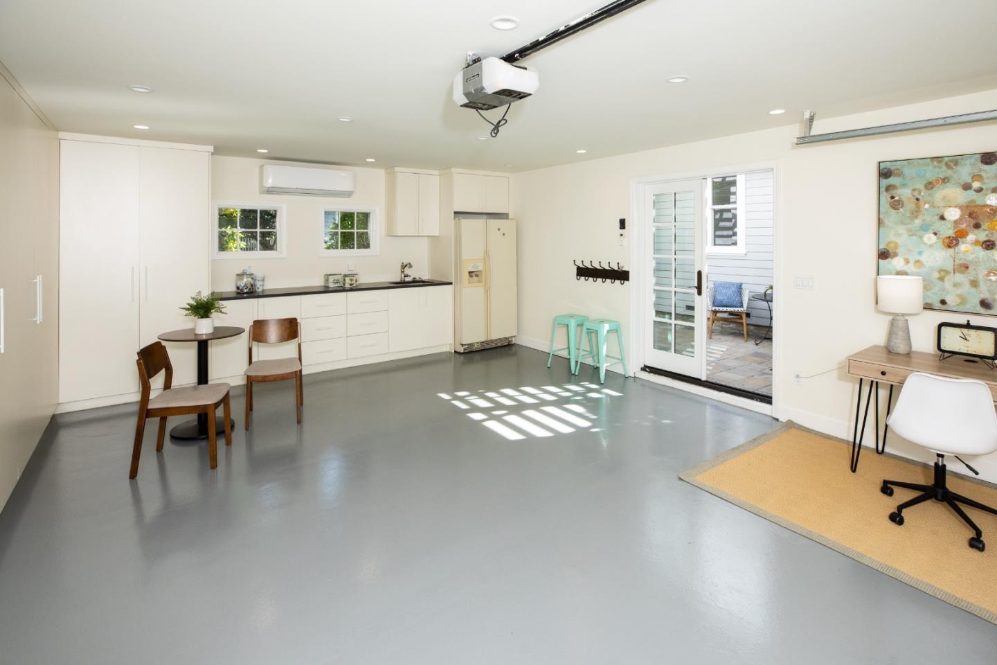 Detail Gallery Image 31 of 35 For 793 Calderon Ave, Mountain View,  CA 94041 - 4 Beds | 3 Baths