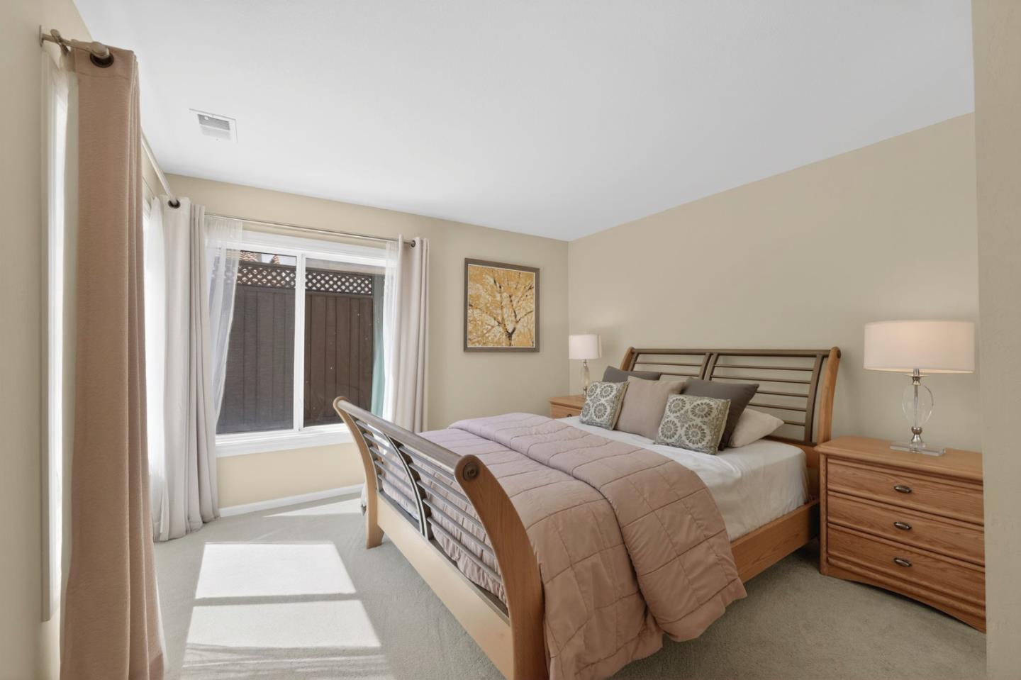 Detail Gallery Image 21 of 45 For 31 Barcelona Cir, Redwood City,  CA 94065 - 2 Beds | 2 Baths