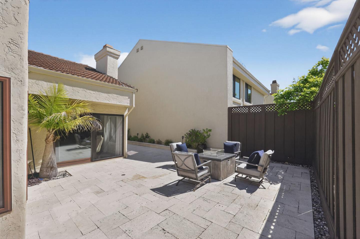 Detail Gallery Image 29 of 45 For 31 Barcelona Cir, Redwood City,  CA 94065 - 2 Beds | 2 Baths