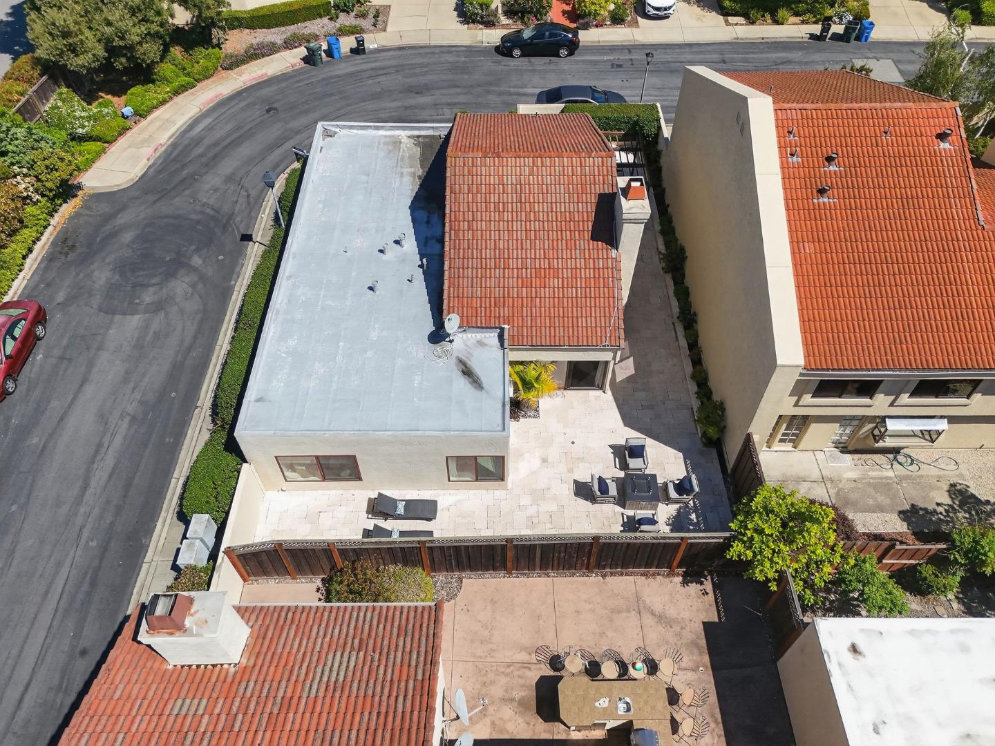 Detail Gallery Image 37 of 45 For 31 Barcelona Cir, Redwood City,  CA 94065 - 2 Beds | 2 Baths