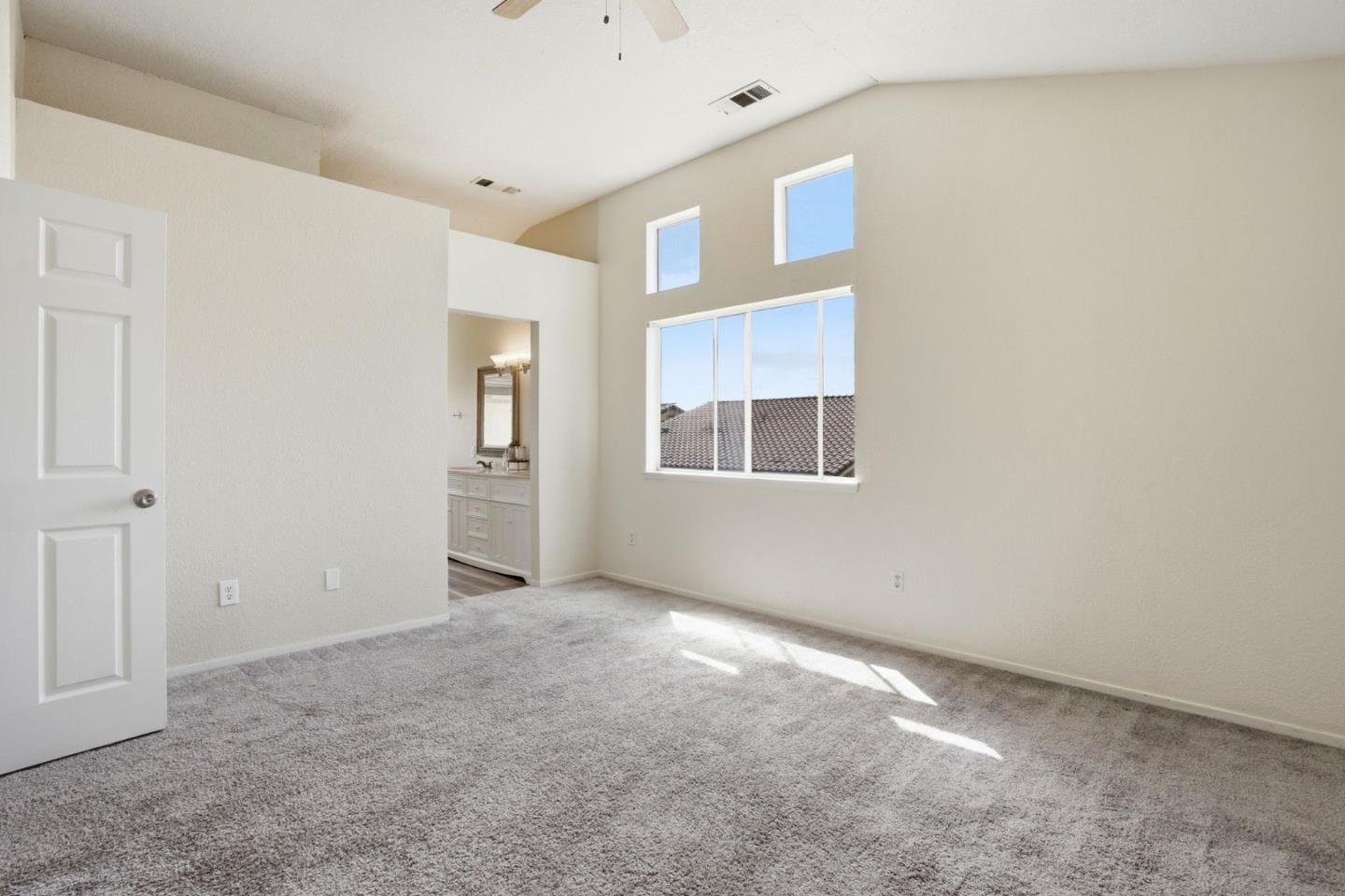 Detail Gallery Image 31 of 52 For 1974 Rainier Dr, Los Banos,  CA 93635 - 4 Beds | 3 Baths