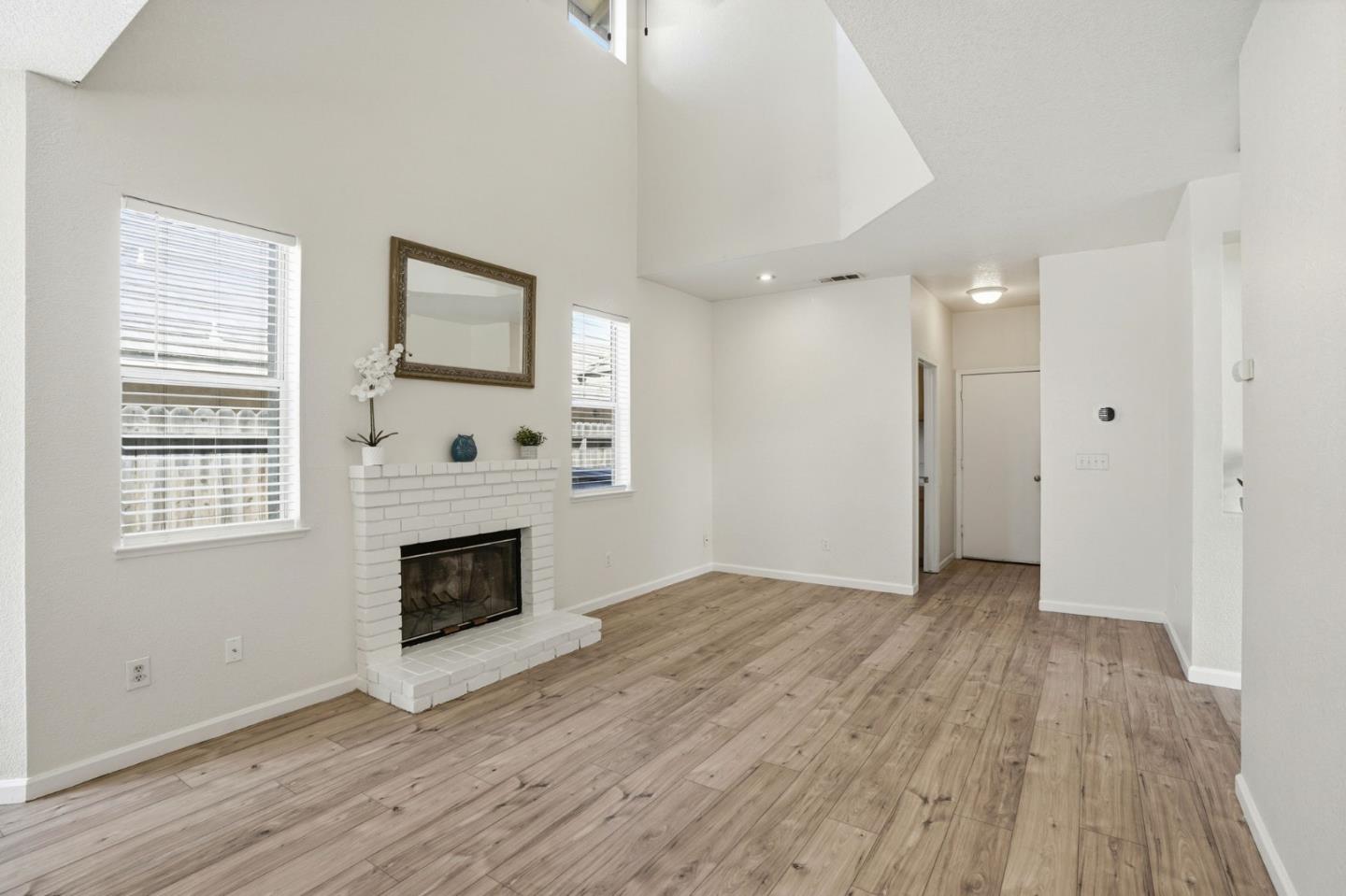 Detail Gallery Image 6 of 52 For 1974 Rainier Dr, Los Banos,  CA 93635 - 4 Beds | 3 Baths