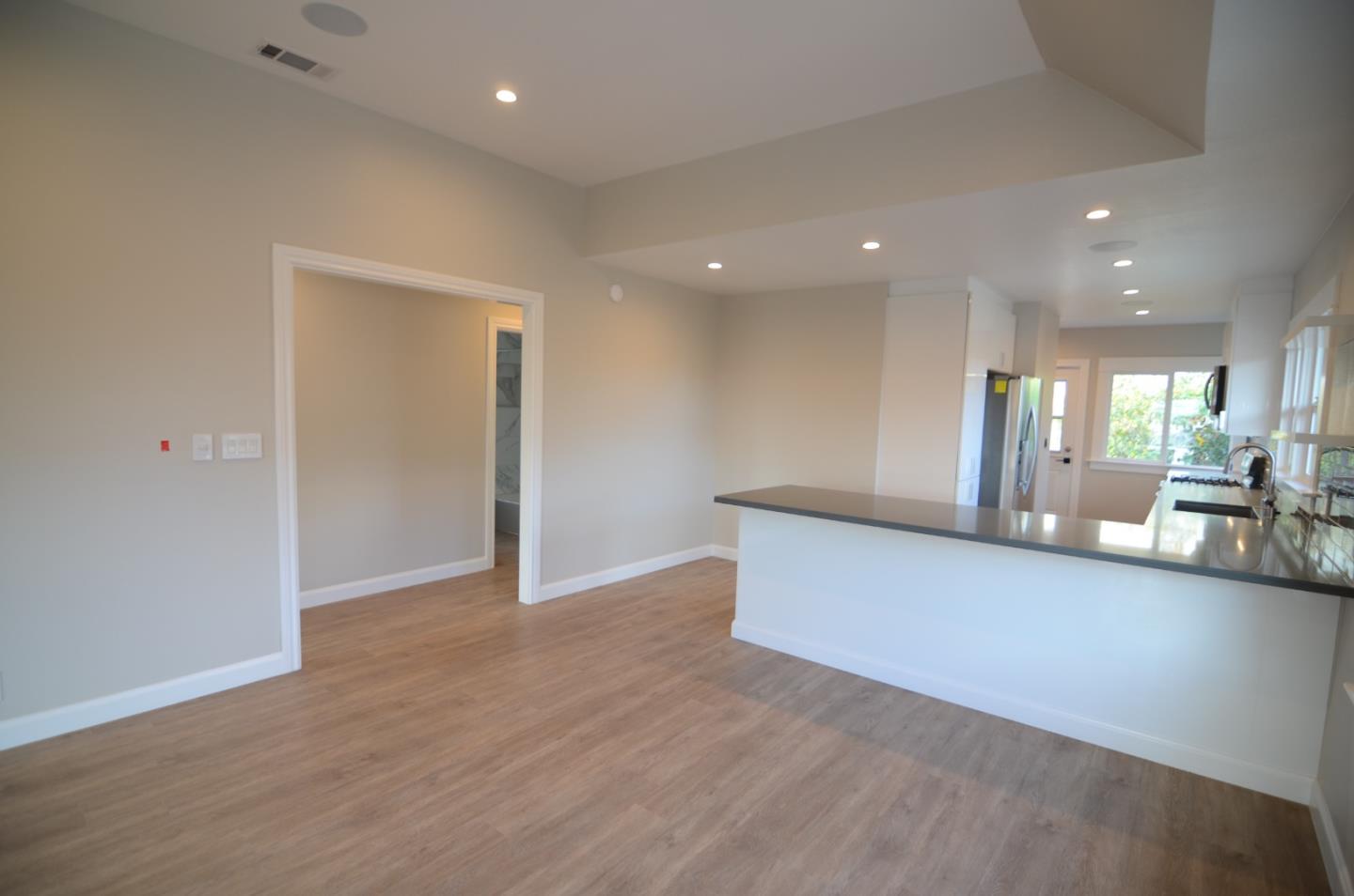 Detail Gallery Image 6 of 54 For 601 Walnut Ave, South San Francisco,  CA 94080 - – Beds | – Baths