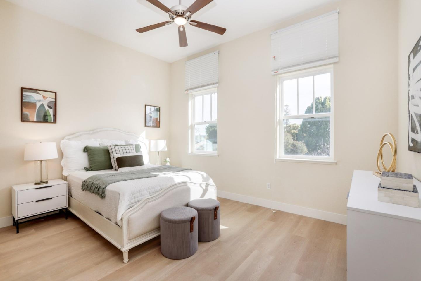 Detail Gallery Image 29 of 46 For 1926 Stella St, Mountain View,  CA 94043 - 4 Beds | 3/1 Baths