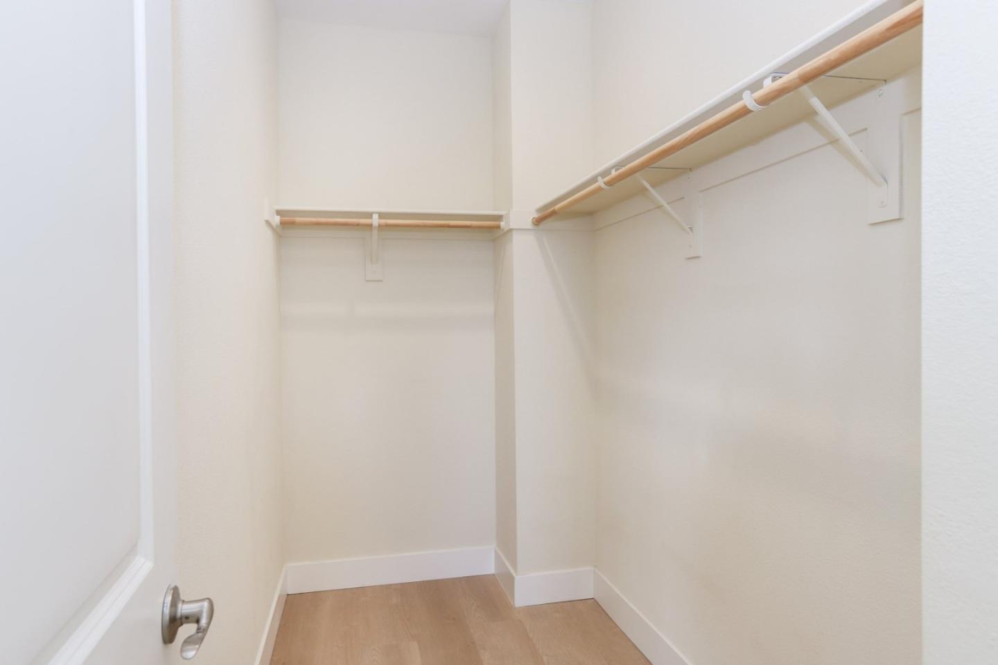 Detail Gallery Image 30 of 46 For 1926 Stella St, Mountain View,  CA 94043 - 4 Beds | 3/1 Baths