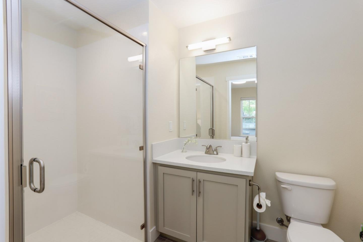 Detail Gallery Image 36 of 46 For 1926 Stella St, Mountain View,  CA 94043 - 4 Beds | 3/1 Baths