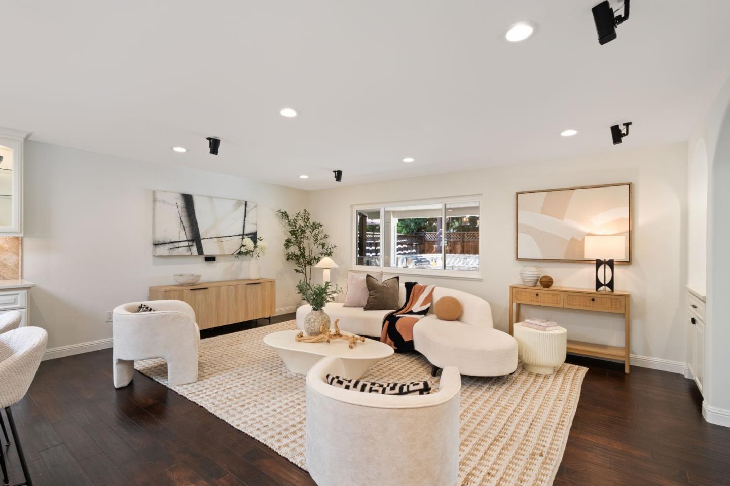 Detail Gallery Image 16 of 55 For 2518 Cherry Ave, San Jose,  CA 95125 - 4 Beds | 3/1 Baths