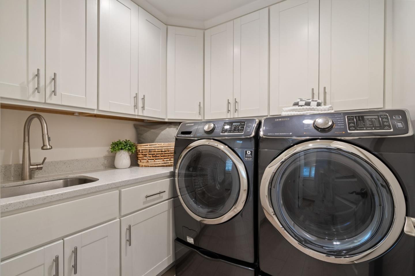 Detail Gallery Image 22 of 55 For 2518 Cherry Ave, San Jose,  CA 95125 - 4 Beds | 3/1 Baths