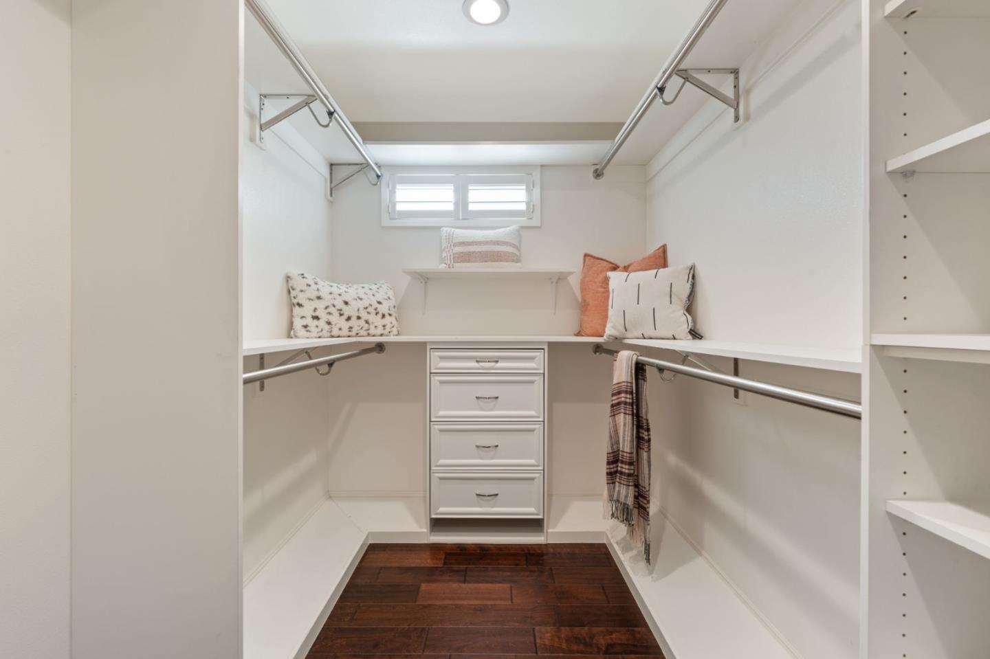 Detail Gallery Image 26 of 55 For 2518 Cherry Ave, San Jose,  CA 95125 - 4 Beds | 3/1 Baths