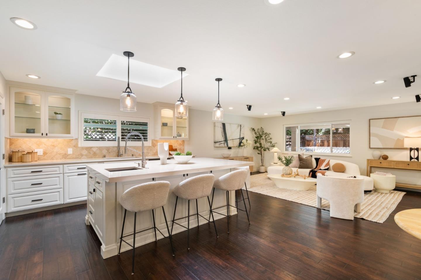 Detail Gallery Image 5 of 55 For 2518 Cherry Ave, San Jose,  CA 95125 - 4 Beds | 3/1 Baths