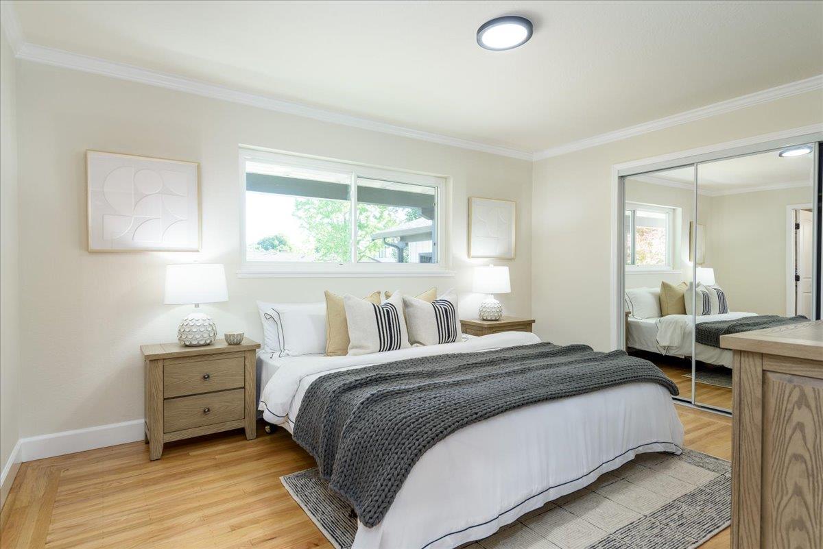 Detail Gallery Image 11 of 20 For Castle Hill Rd, Redwood City,  CA 94061 - 3 Beds | 2 Baths