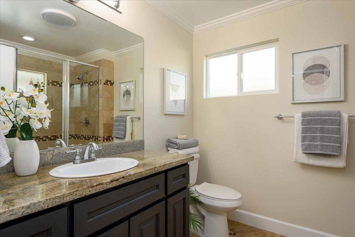 Detail Gallery Image 12 of 20 For Castle Hill Rd, Redwood City,  CA 94061 - 3 Beds | 2 Baths