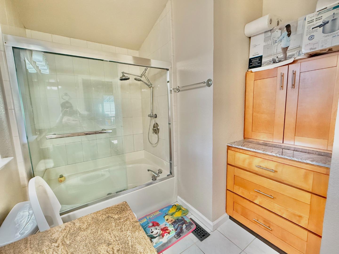 Detail Gallery Image 27 of 38 For 501 Moorpark Way #65,  Mountain View,  CA 94041 - 2 Beds | 2 Baths