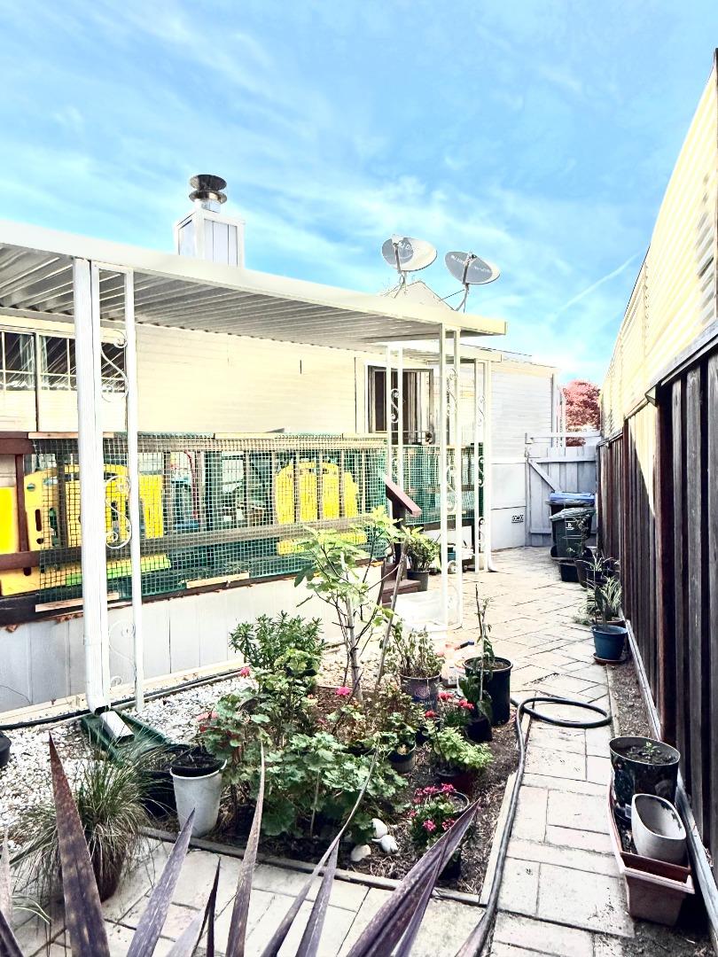 Detail Gallery Image 38 of 38 For 501 Moorpark Way #65,  Mountain View,  CA 94041 - 2 Beds | 2 Baths