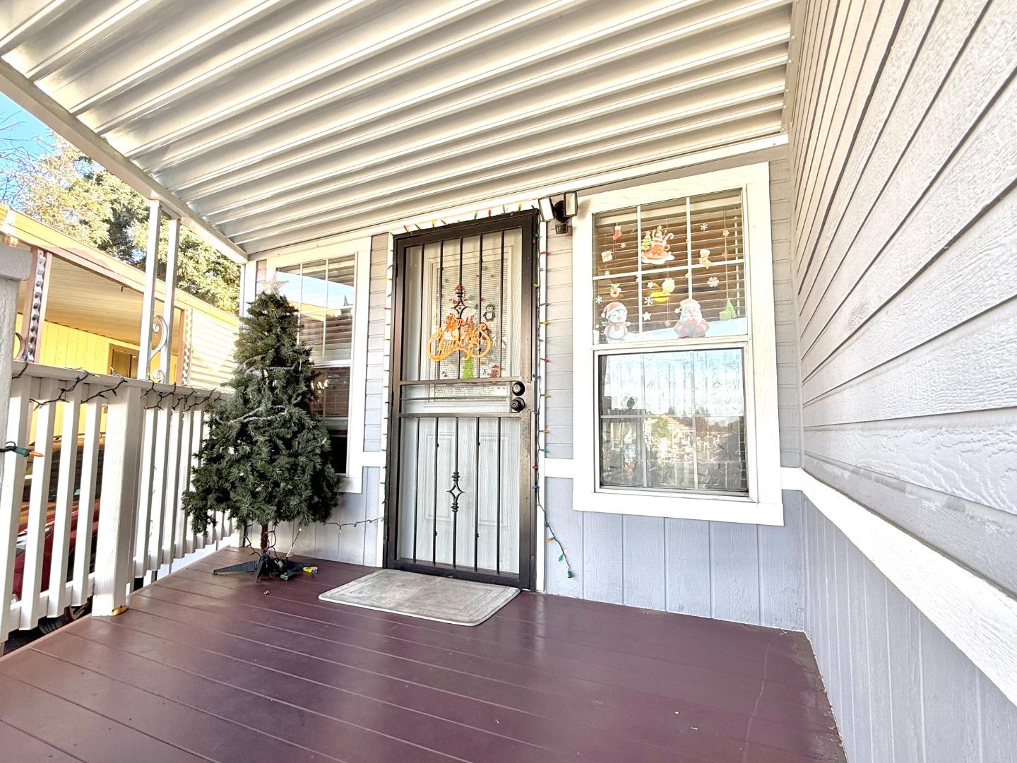 Detail Gallery Image 4 of 38 For 501 Moorpark Way #65,  Mountain View,  CA 94041 - 2 Beds | 2 Baths