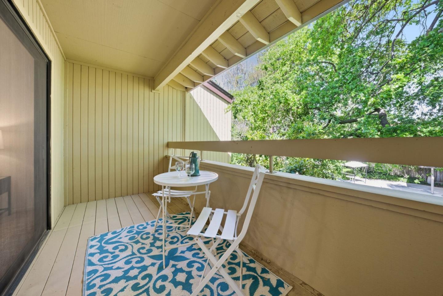 Detail Gallery Image 19 of 43 For 22475 Mcclellan Rd, Cupertino,  CA 95014 - 3 Beds | 2/1 Baths