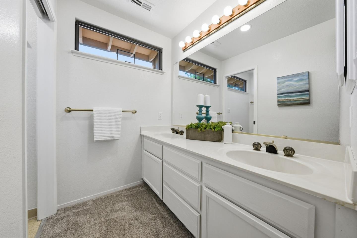 Detail Gallery Image 21 of 43 For 22475 Mcclellan Rd, Cupertino,  CA 95014 - 3 Beds | 2/1 Baths