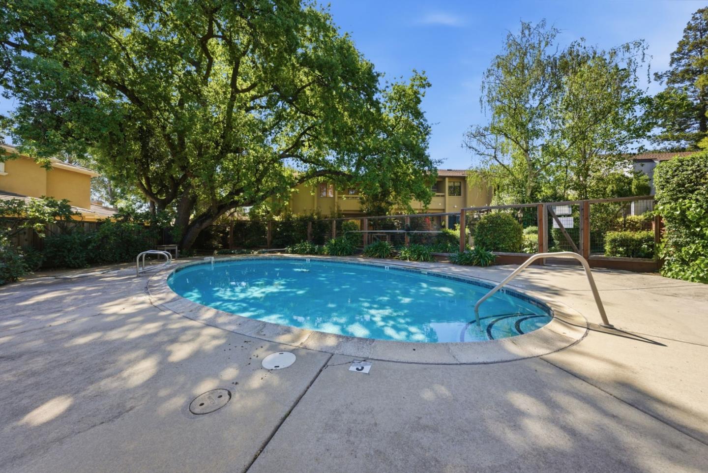 Detail Gallery Image 34 of 43 For 22475 Mcclellan Rd, Cupertino,  CA 95014 - 3 Beds | 2/1 Baths