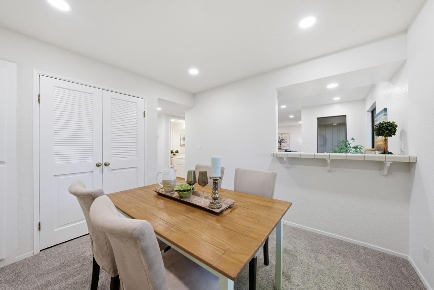 Detail Gallery Image 9 of 43 For 22475 Mcclellan Rd, Cupertino,  CA 95014 - 3 Beds | 2/1 Baths
