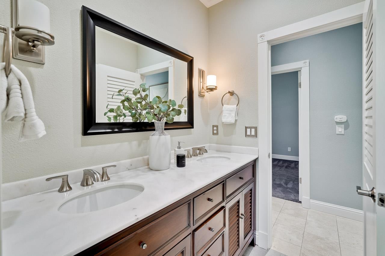 Detail Gallery Image 33 of 43 For 5960 Gleneagles Cir, San Jose,  CA 95138 - 4 Beds | 3/1 Baths